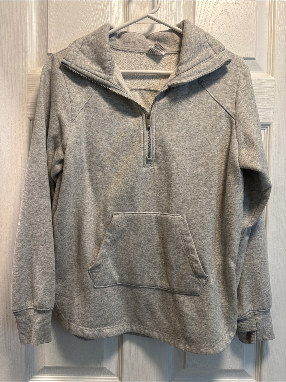 Grey 1/4 zip sweatshirt
